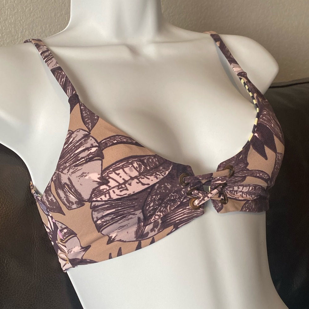 Reversible Bikini Top, Two Prints. Versatile, Can… - image 2